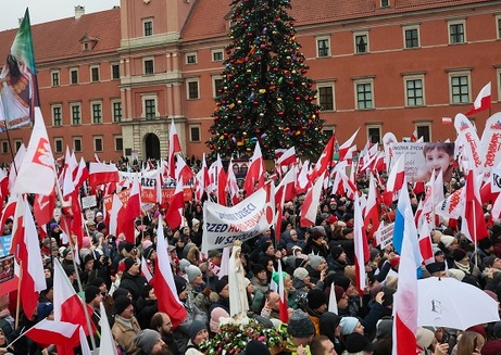Polacy przejdą na stałe oprocentowanie kredytów?